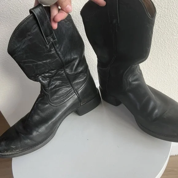 Ariat Mens 9D Heritage Roper Black Leather Cowboy Boots Western Classic EUC